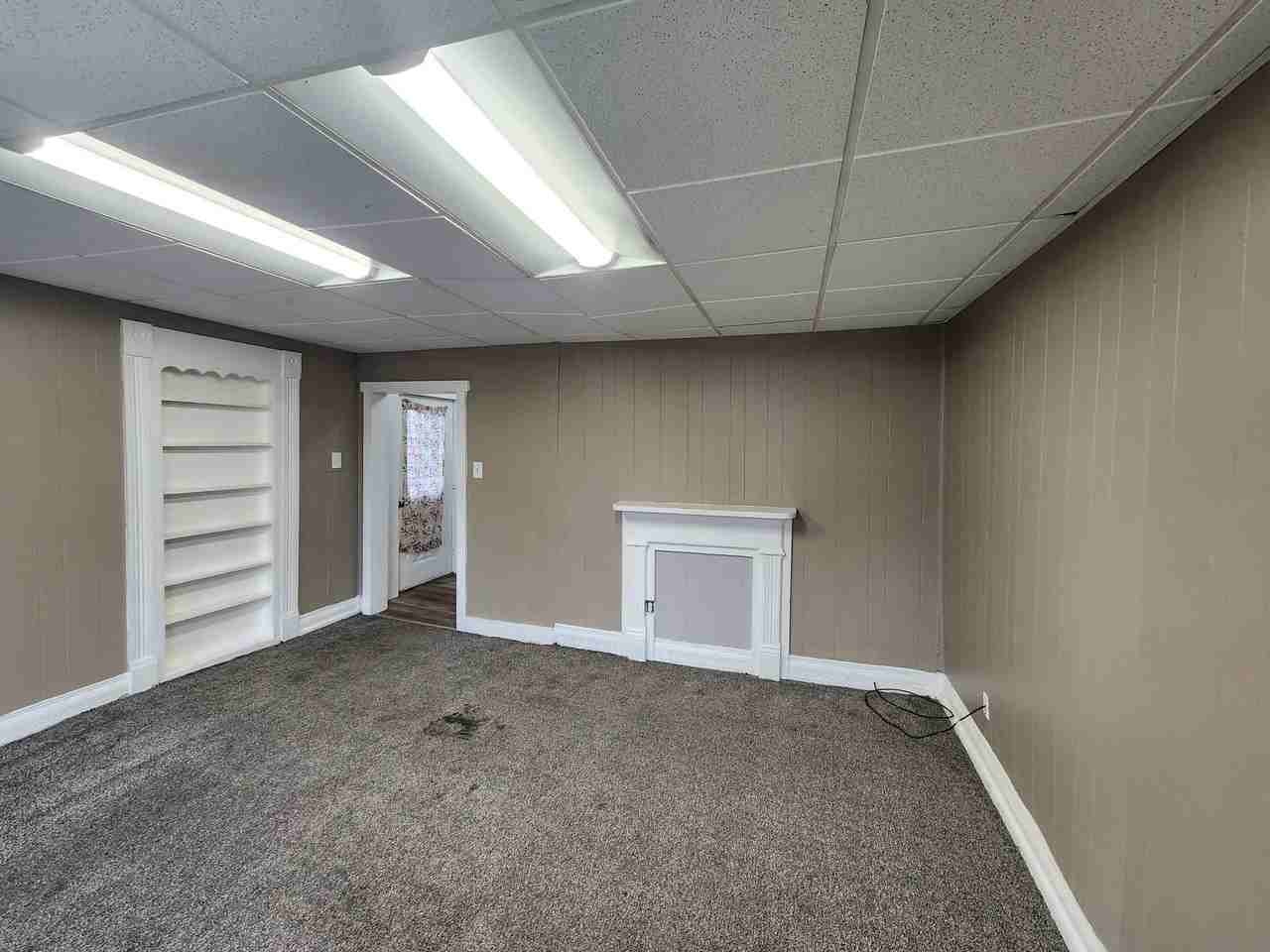 717 S Downing St - Photo 6 of 25