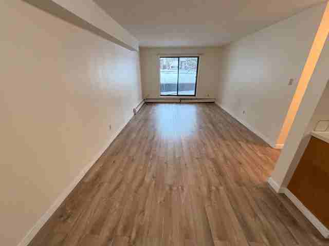 2003 43 St Nw - Photo 7 of 18