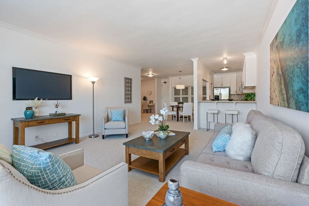 901 10Th St - Photo 2 of 13