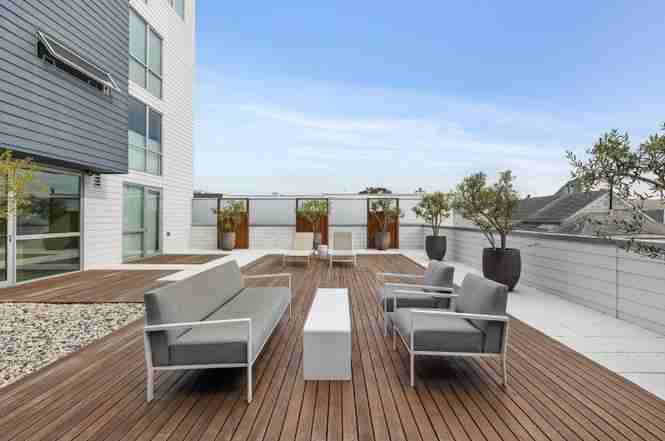 2299 Market St - Photo 5 of 10