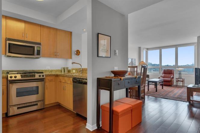 750 Van Ness Ave - Photo 2 of 12