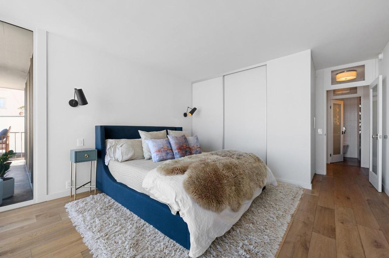 999 Green St - Photo 7 of 10