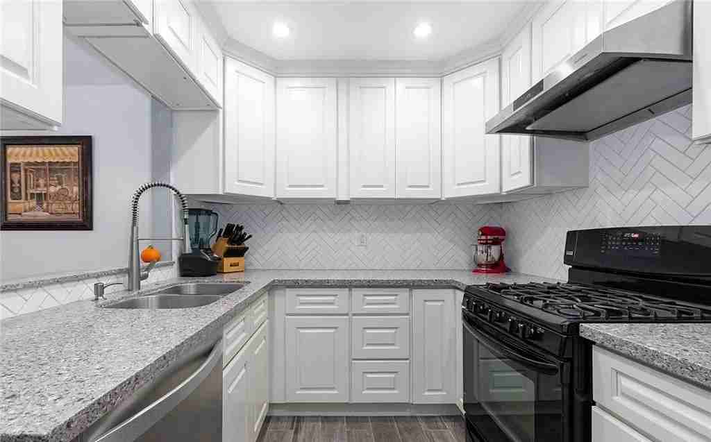 2625 W Cameron Ct - Photo 5 of 11