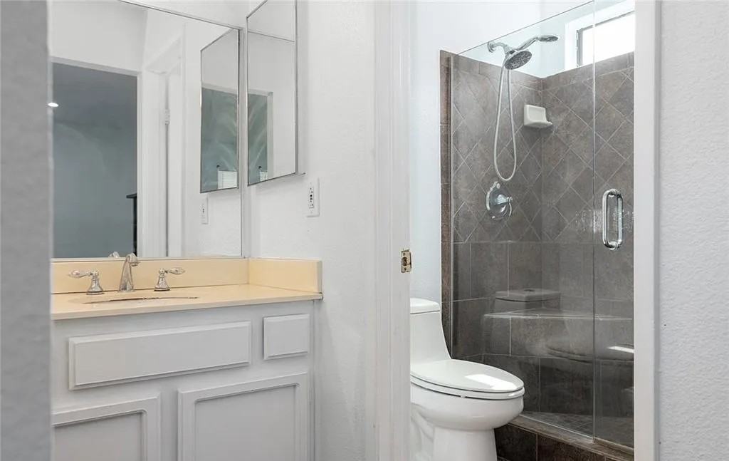 2625 W Cameron Ct - Photo 7 of 11