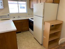 527 En - Photo 1 of 1