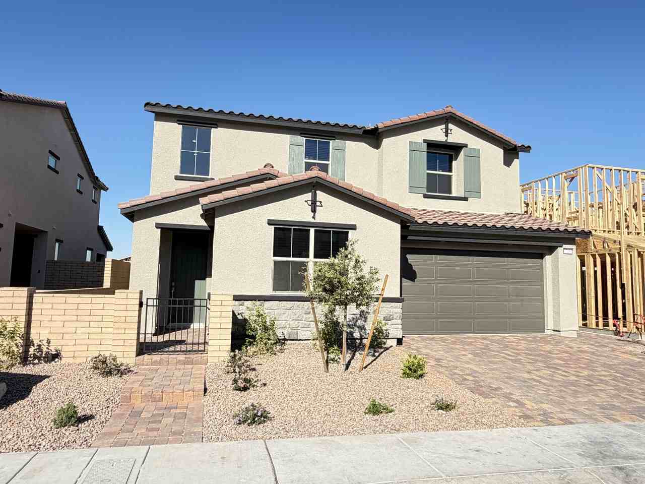 745 Cloud Creek St - Photo 6 of 50