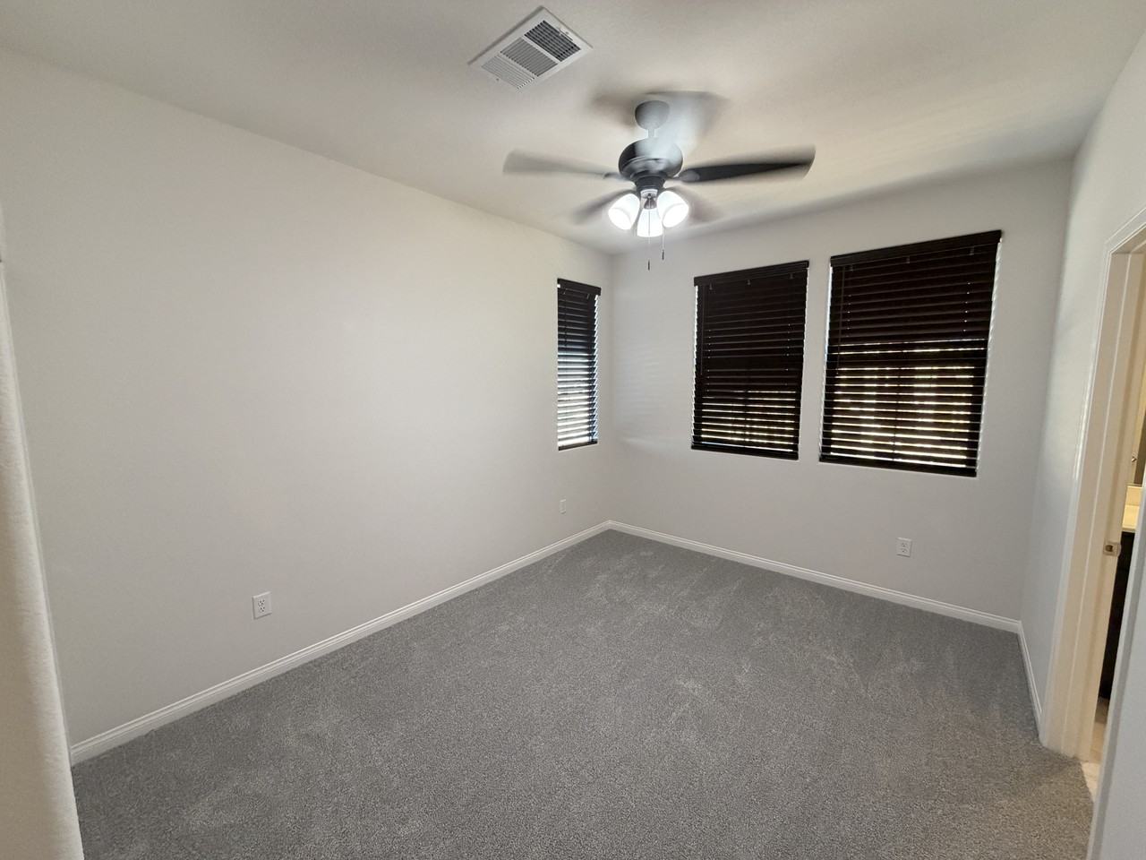 745 Cloud Creek St - Photo 7 of 50
