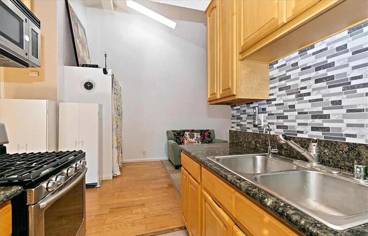 1070 Temple Ave #205 - Photo 2 of 11
