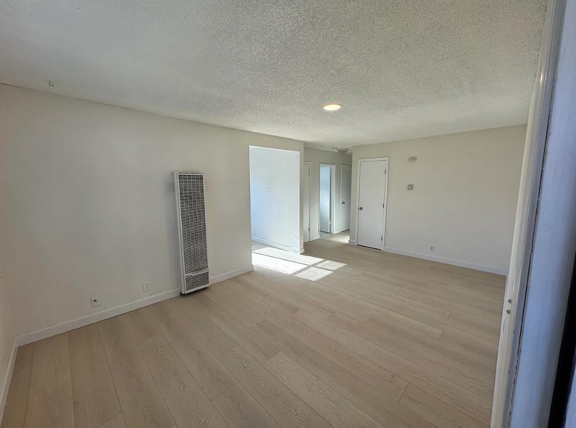 201 Alexander Ave - Photo 2 of 5