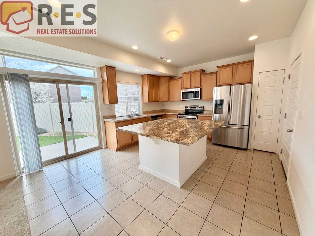 5040 Andes St - Photo 2 of 19