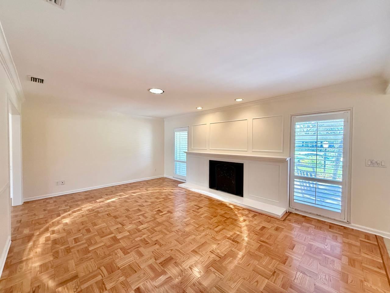 3103 Cocos Rd - Photo 5 of 50