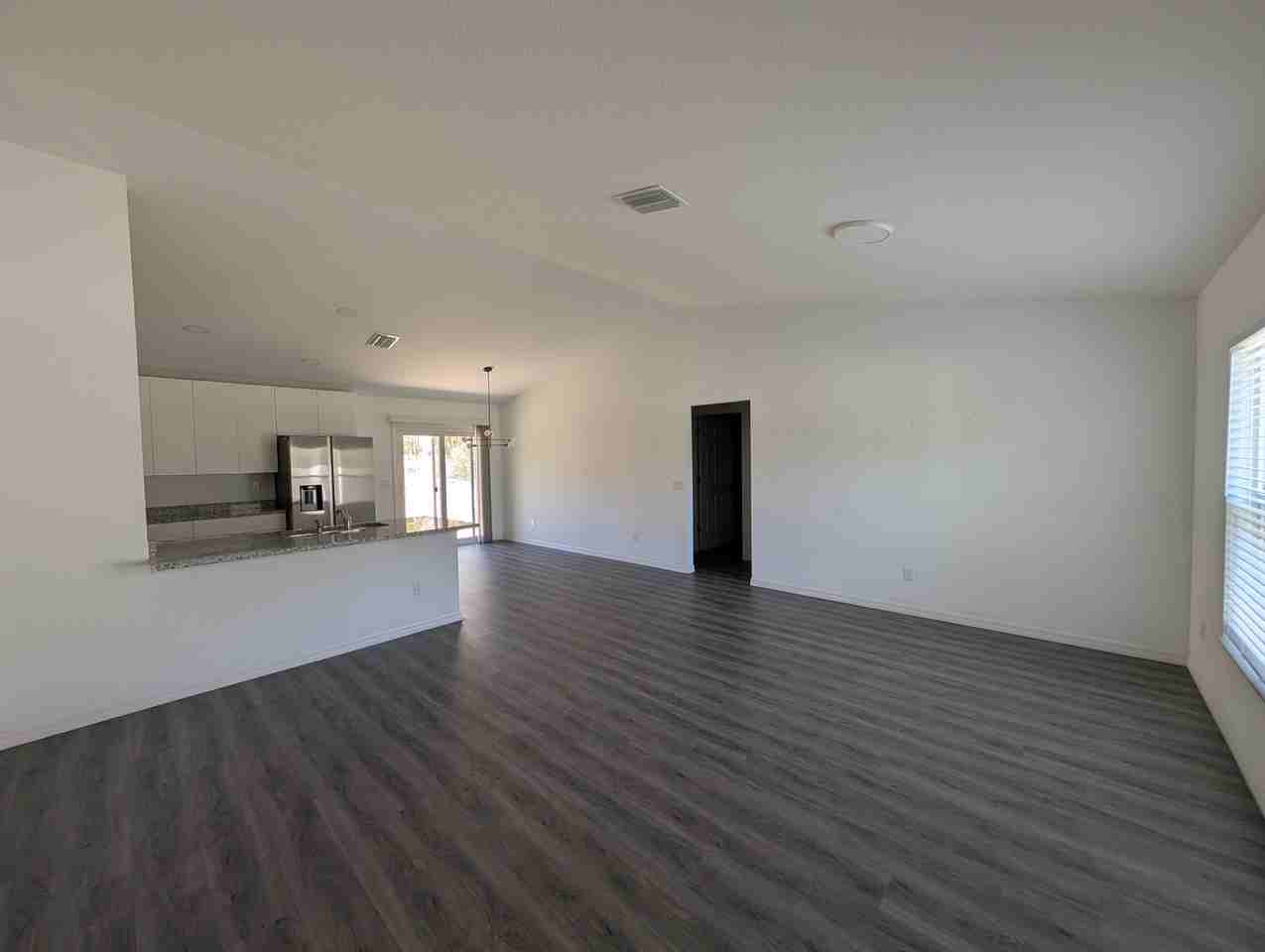 9712 N Country Club Way - Photo 5 of 14