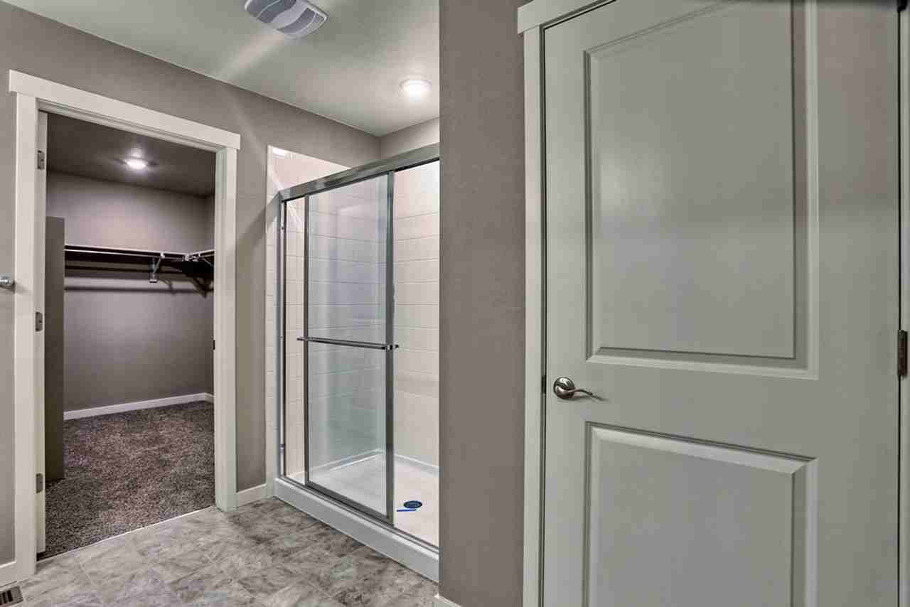 4516 Kingswood Dr - Photo 2 of 40