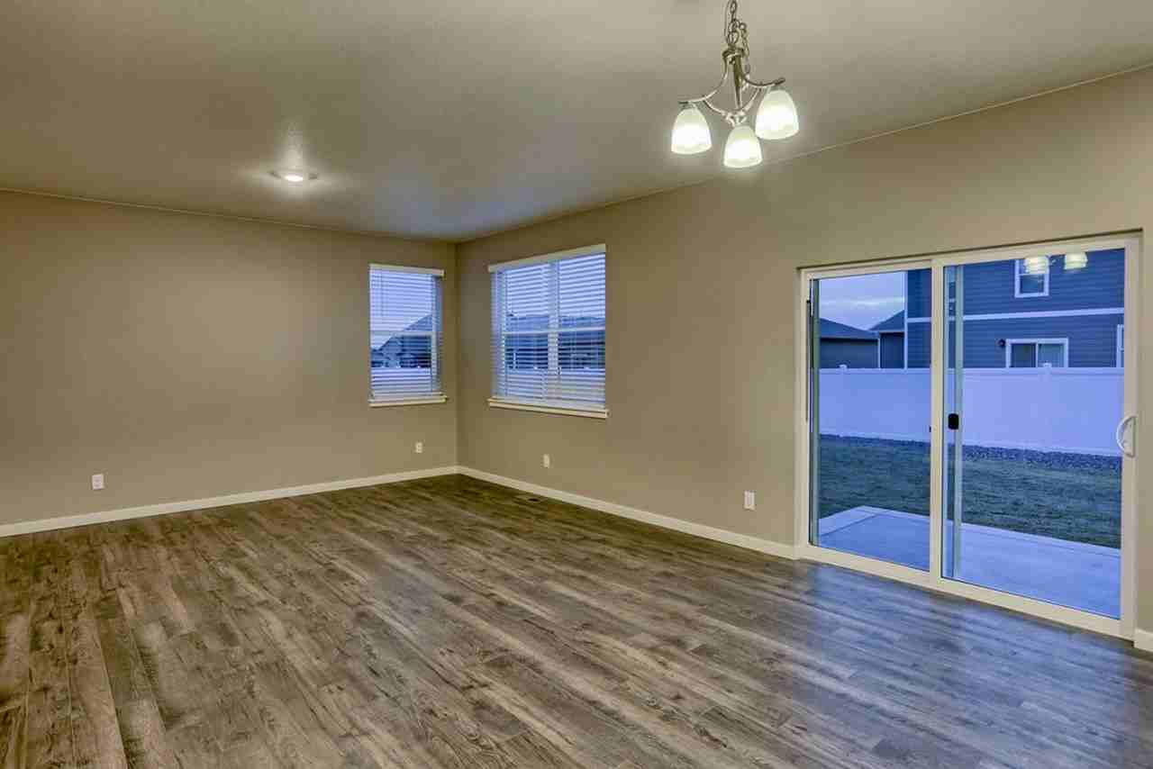 4516 Kingswood Dr - Photo 3 of 40