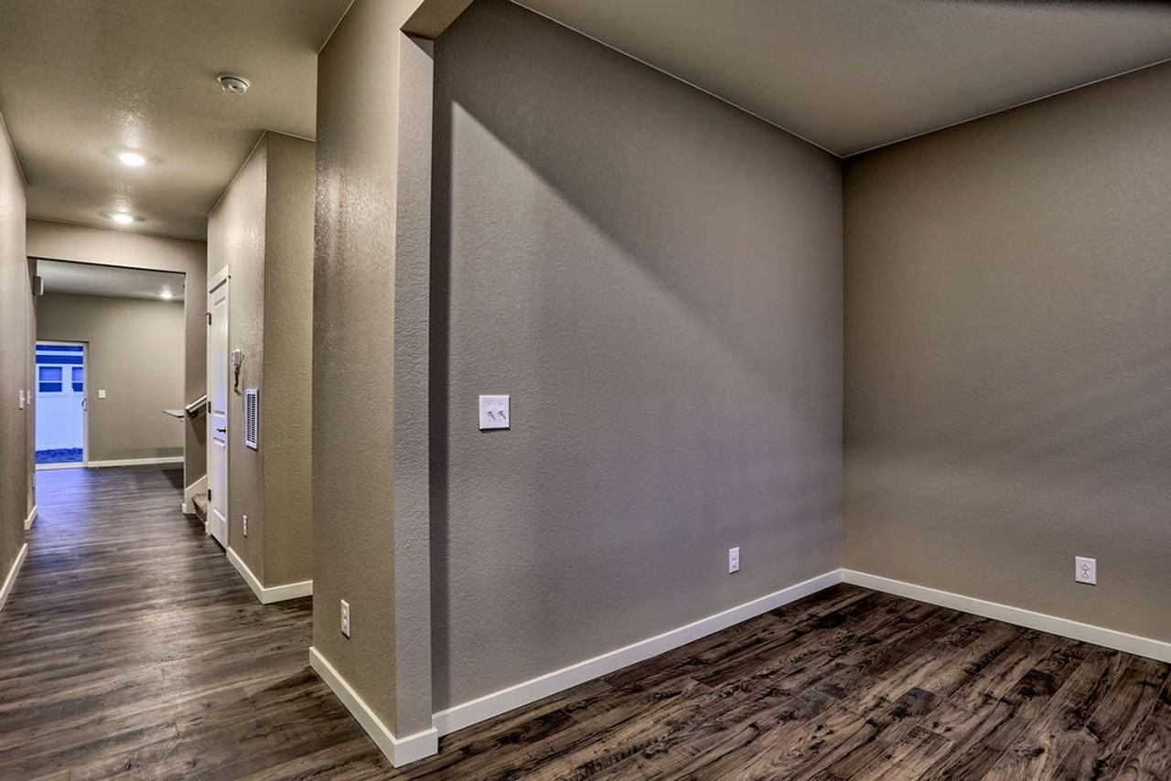 4516 Kingswood Dr - Photo 6 of 40