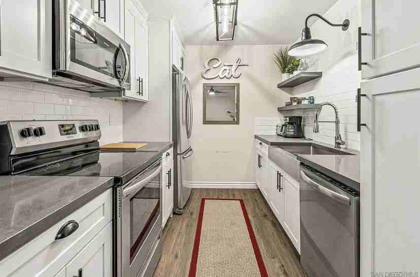 2382 Hosp Way #141 - Photo 3 of 12