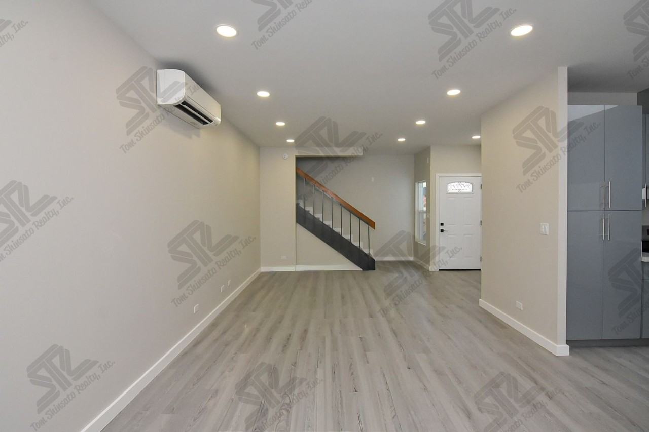 940 Hausten St - Photo 7 of 20