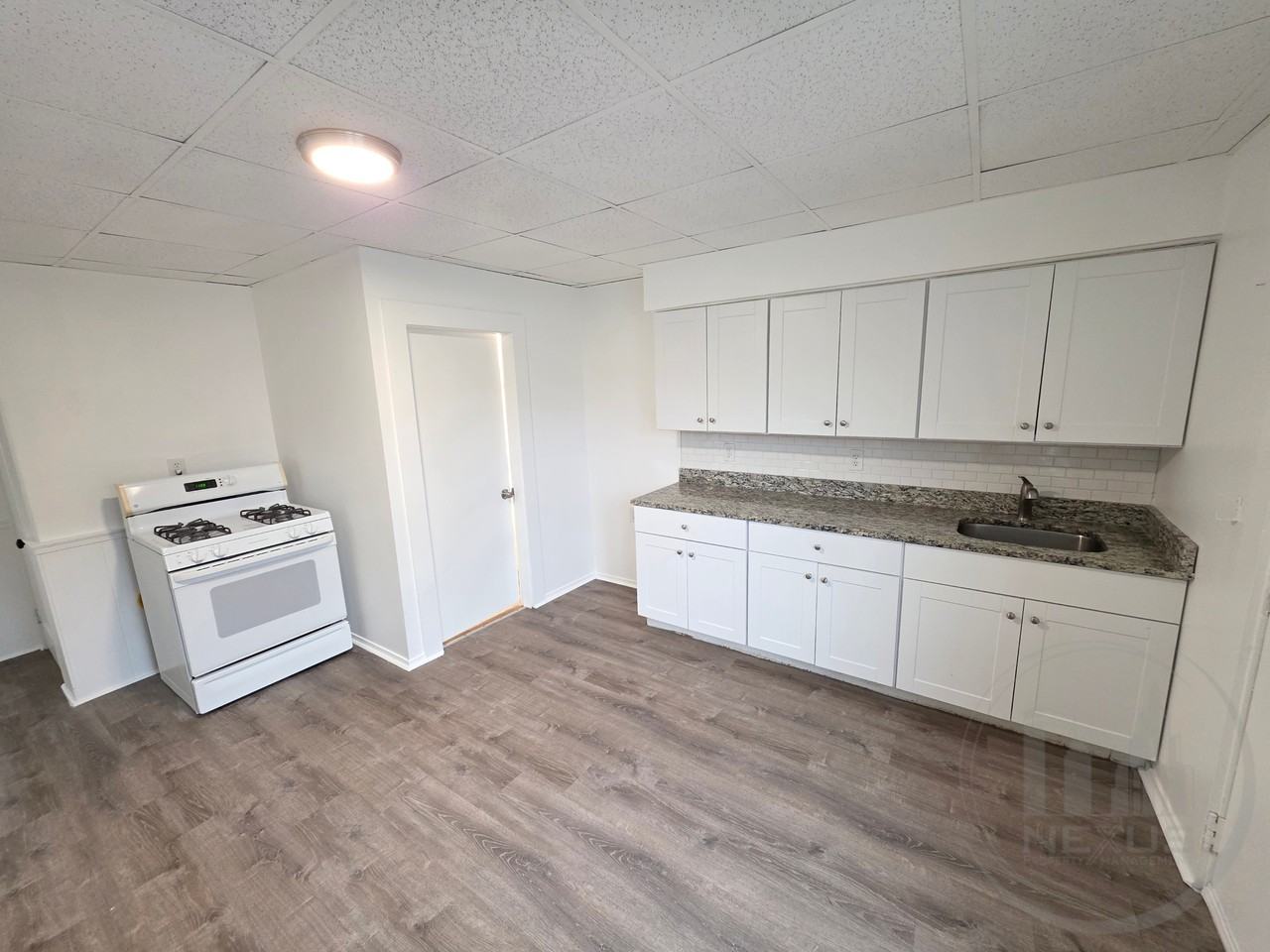 44 Bennett St - Photo 3 of 11