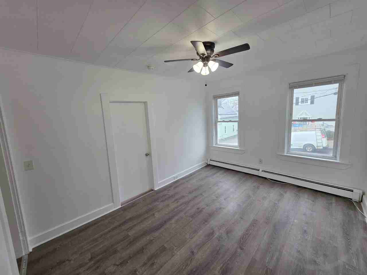 44 Bennett St - Photo 4 of 11