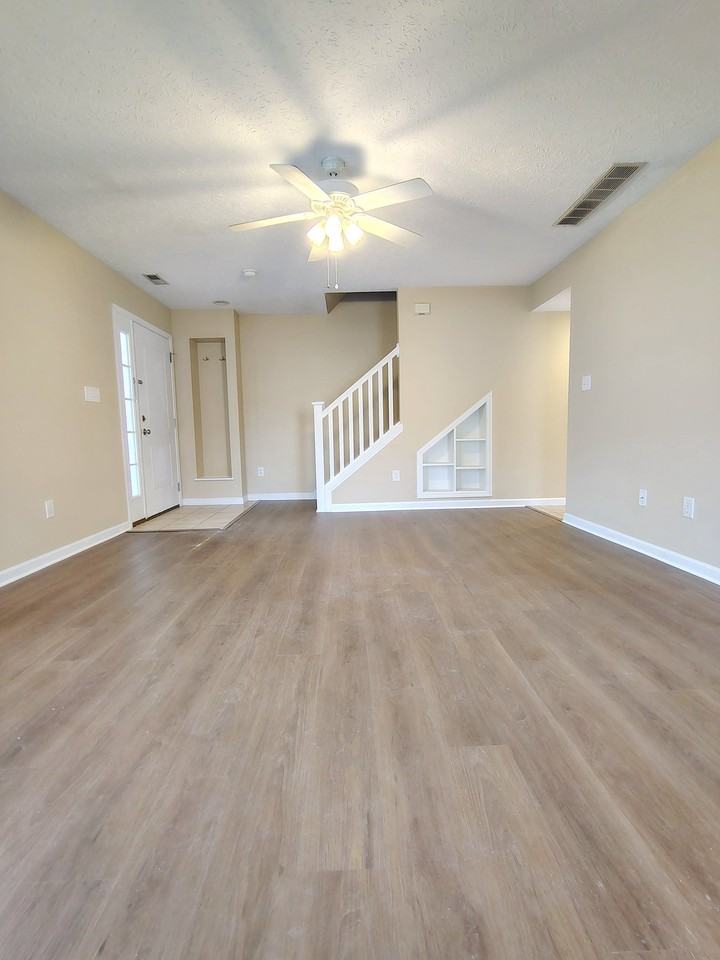 2748 E Bressingham Way #2748 - Photo 5 of 17