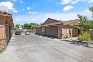 featured image of 478 N 4th St #B