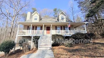 featured image of 3395 Woodlake Ln