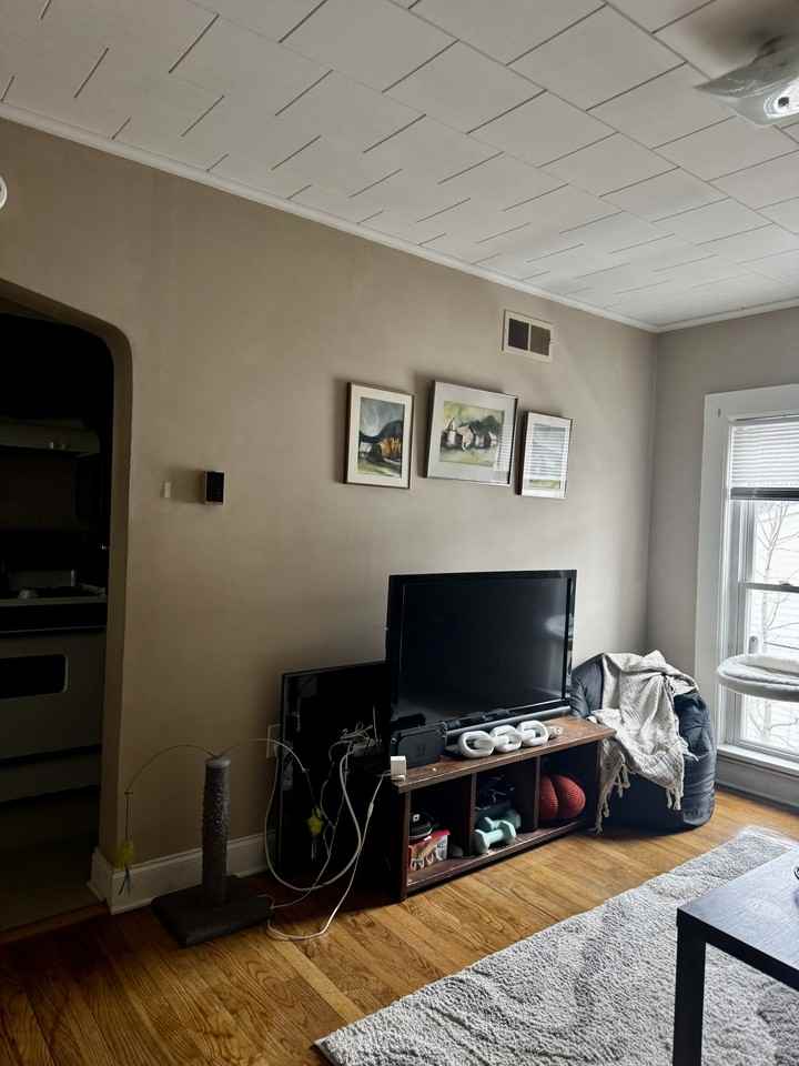 146 Main St #3 - Photo 7 of 35