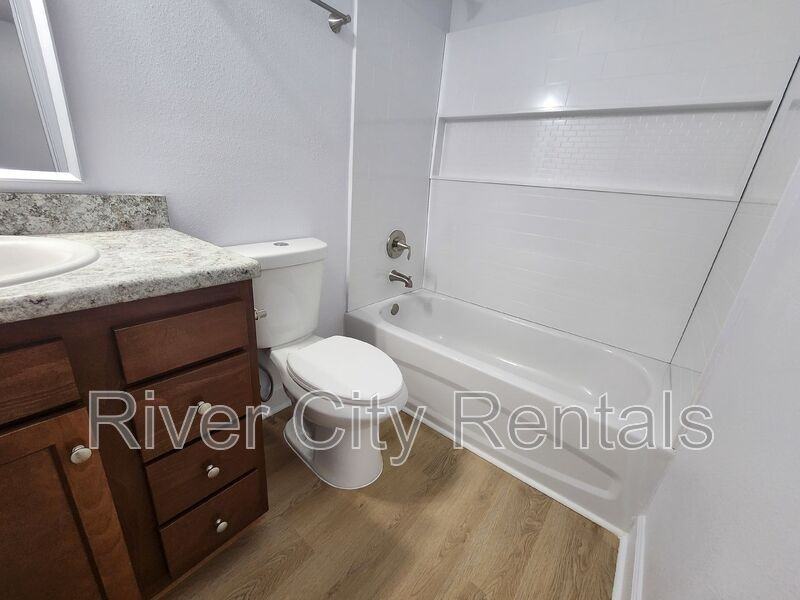 6206 Furman Ave - Photo 3 of 12