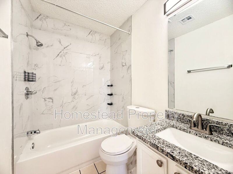 10020 S Clegern St - Photo 4 of 10