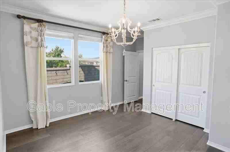 24359 Verdugo Cir - Photo 6 of 31