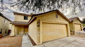 featured image of 721 W Flaming Arrow Dr