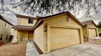 721 W Flaming Arrow Dr - Photo 1 of 1