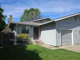 120 Oak Manor Dr #B - Photo 1 of 1