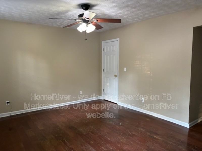 506 Oakwood Ct - Photo 2 of 33