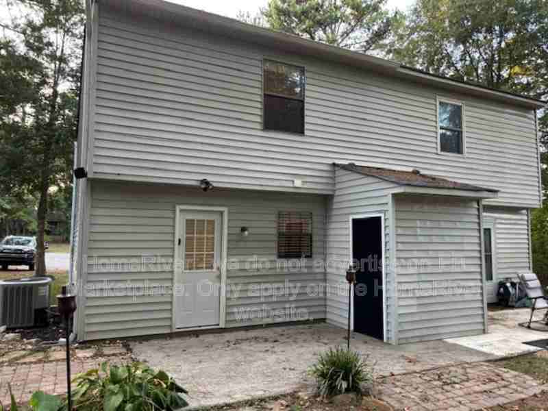 506 Oakwood Ct - Photo 7 of 33