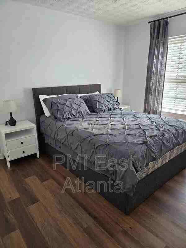 6231 Arbor Links Rd #2 - Photo 5 of 6