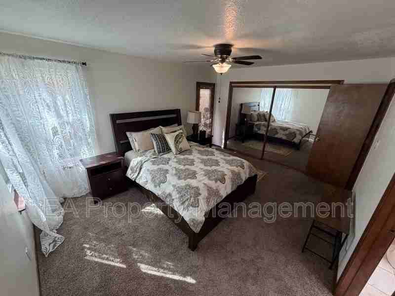 4904 Purcell Dr Ne - Photo 2 of 25