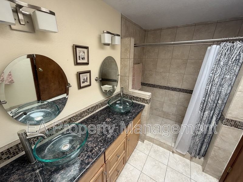 4904 Purcell Dr Ne - Photo 4 of 25