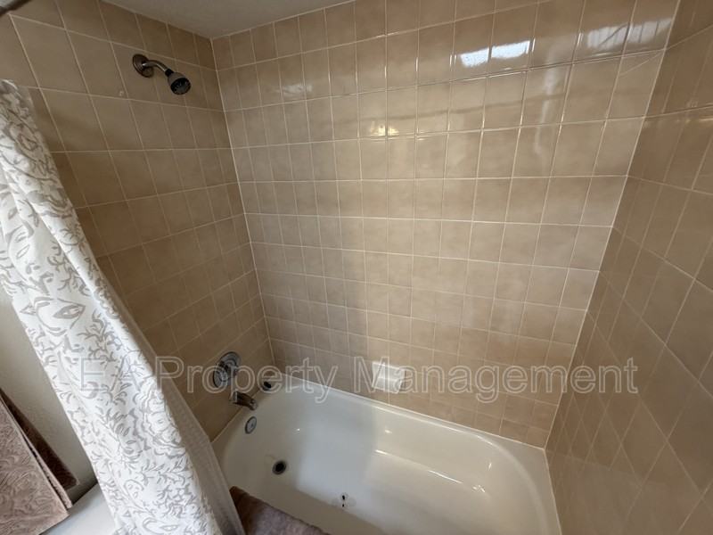 4904 Purcell Dr Ne - Photo 7 of 25