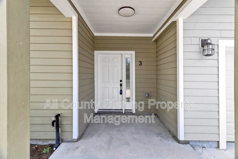 1611 Nw 29th Rd #3 - Photo 2 of 30