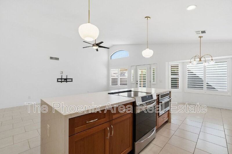 507 W Nopal Ave - Photo 6 of 37