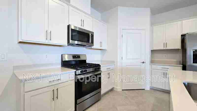 15030 Anchorage Rd - Photo 5 of 31