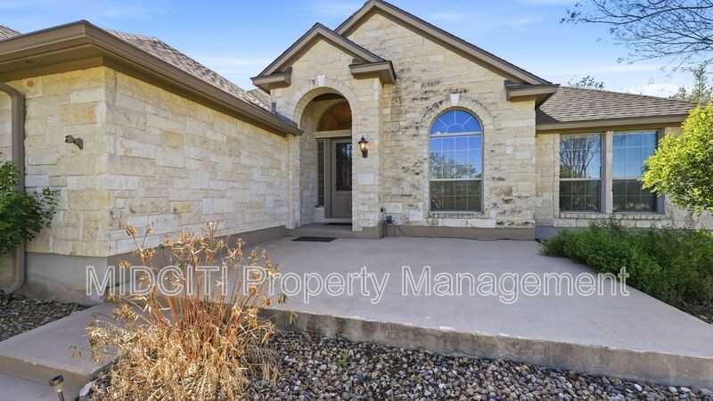 842 Santa Cruz - Photo 2 of 40