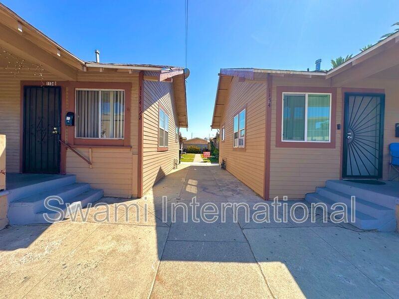 1138 1/2 Blinn Ave - Photo 4 of 19