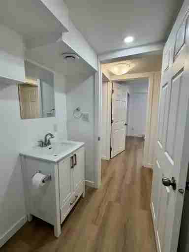 511 Munroe Ave #B3 - Photo 7 of 13