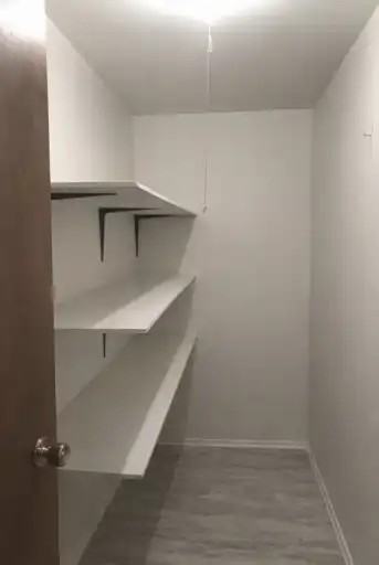 7604 95 St Nw - Photo 5 of 8