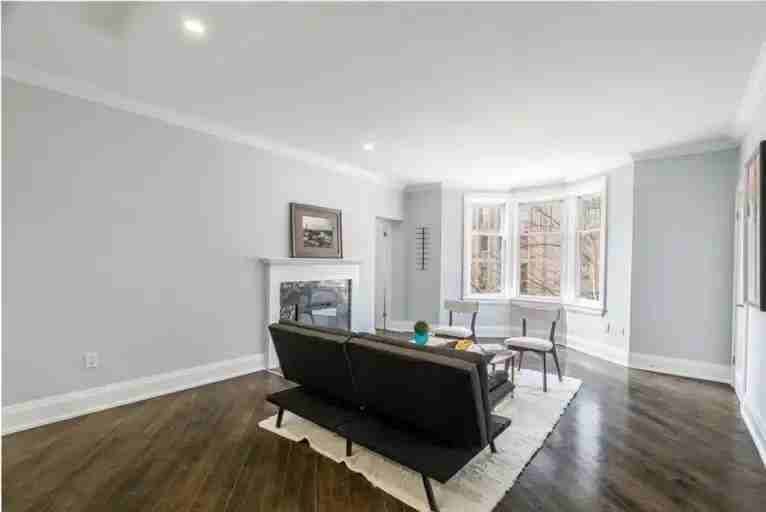 460 Wellington St #202 - Photo 7 of 10