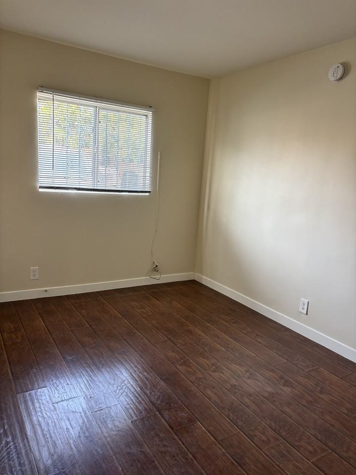 9427 S. BROADWAY - Photo 2 of 18