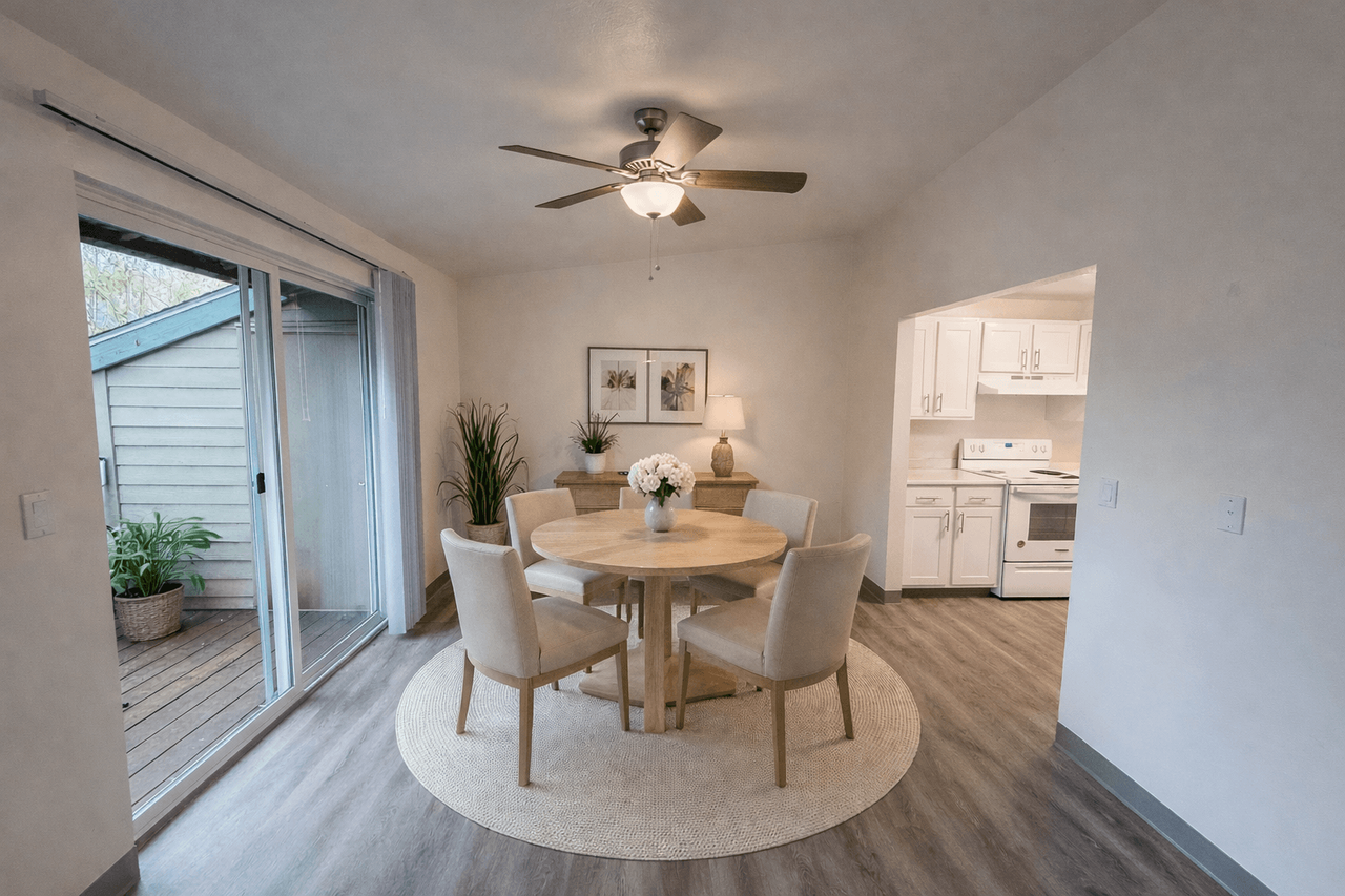 London Pointe Apartments - Photo 3 of 31