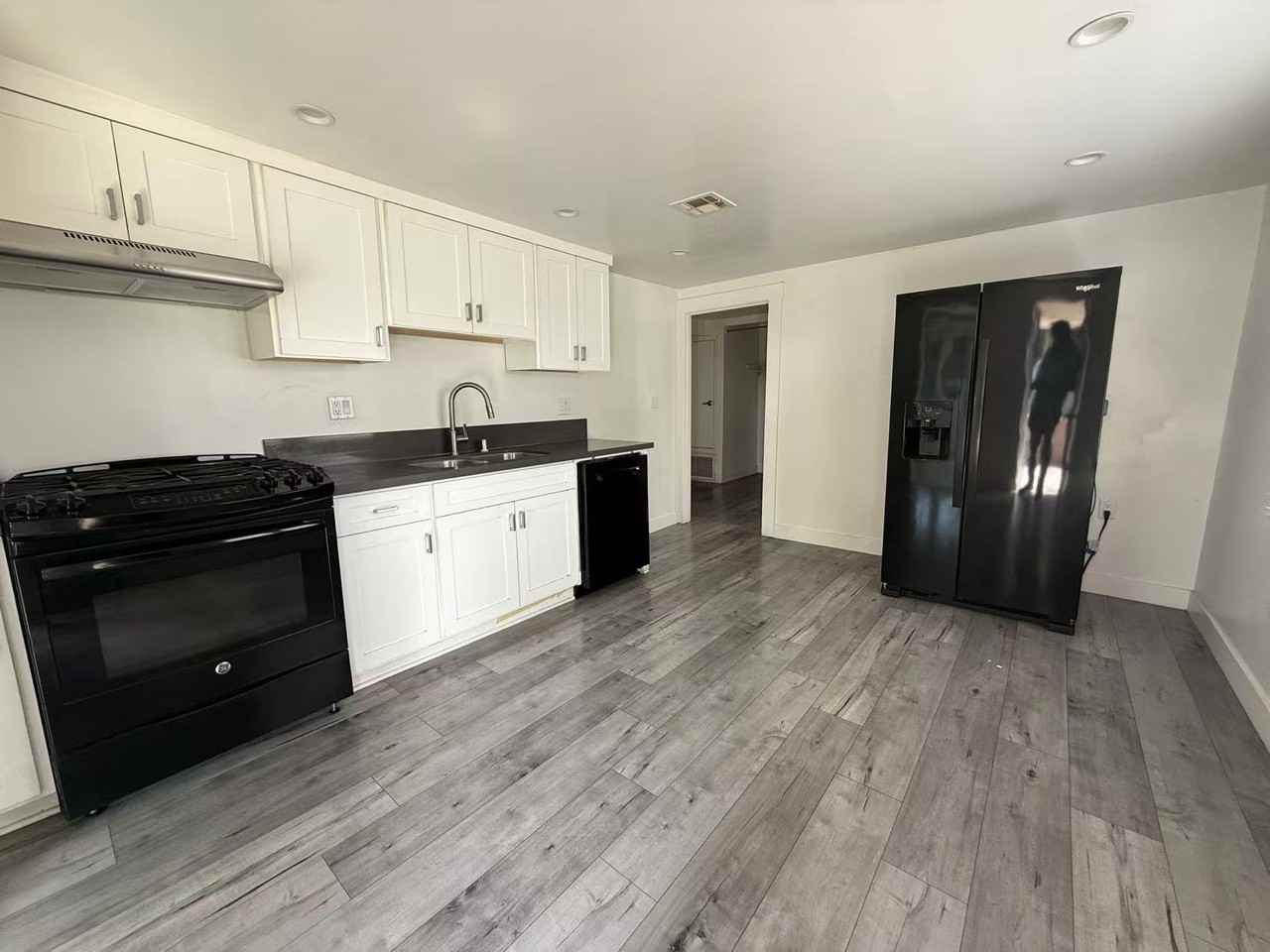 8216 Painter Ave. Whittier, CA 90602 - Photo 2 of 7